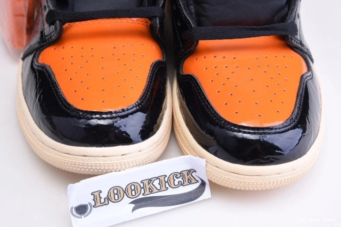 1st Kicks Shoes - Air Backboard Retro 1 Shattered 3.0 555088-028 Jordan High 0724